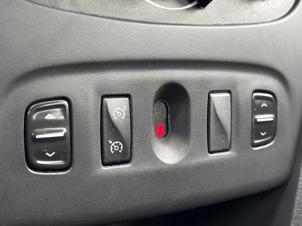 DACIA Logan 2014 — imagine 17