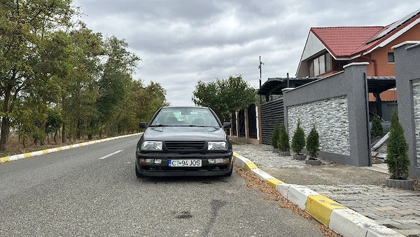 VOLKSWAGEN Vento 1994 — imagine 2