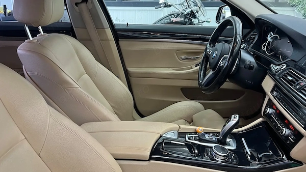 BMW Seria 5 2015 — imagine 19