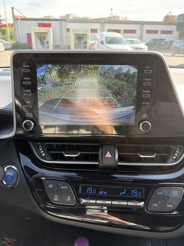 TOYOTA C-HR 2022 — imagine 8