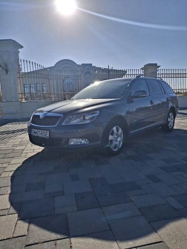 SKODA Octavia 2011 — imagine 2