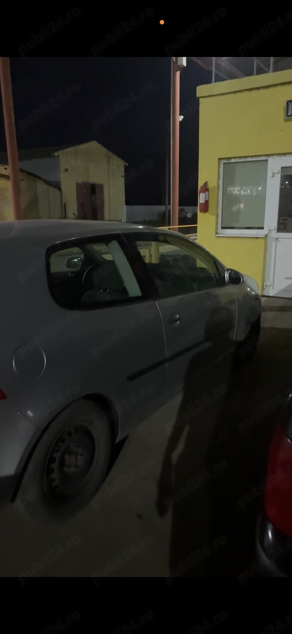 VOLKSWAGEN Golf 2004 — imagine 3