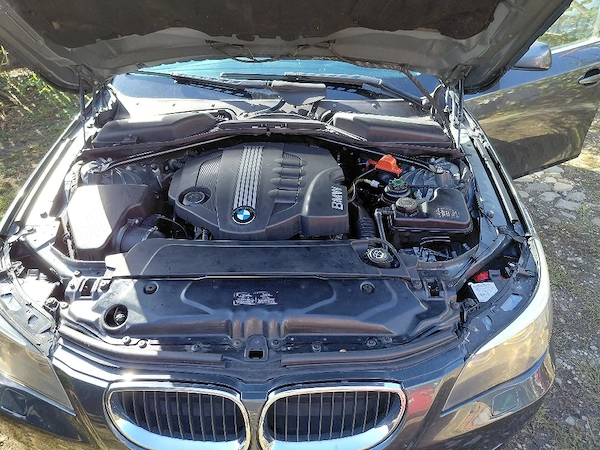BMW Seria 5 2008 — imagine 2