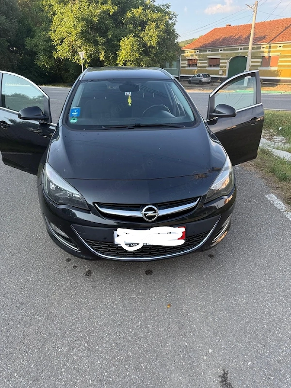 OPEL Astra 2013 — imagine 10