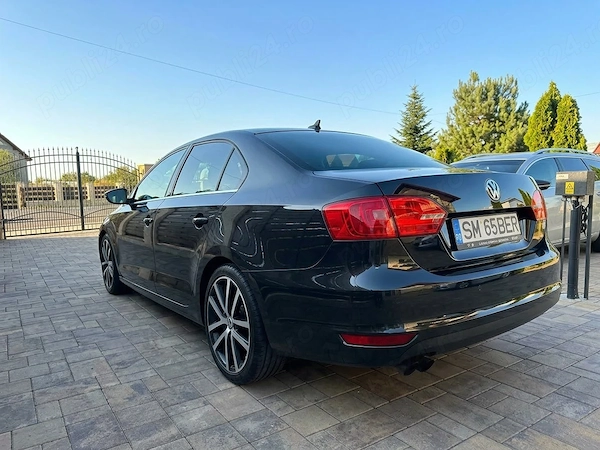 VOLKSWAGEN Jetta 2012 — imagine 5