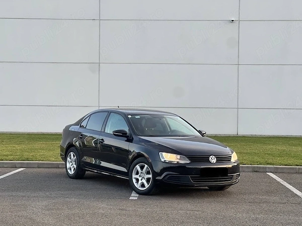 VOLKSWAGEN Jetta 2012 — imagine 3