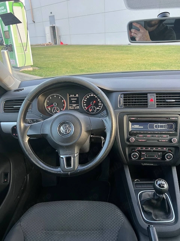 VOLKSWAGEN Jetta 2012 — imagine 7