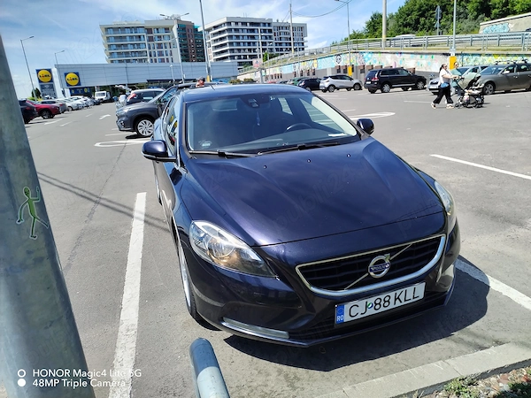 VOLVO V40 2015 — imagine 2
