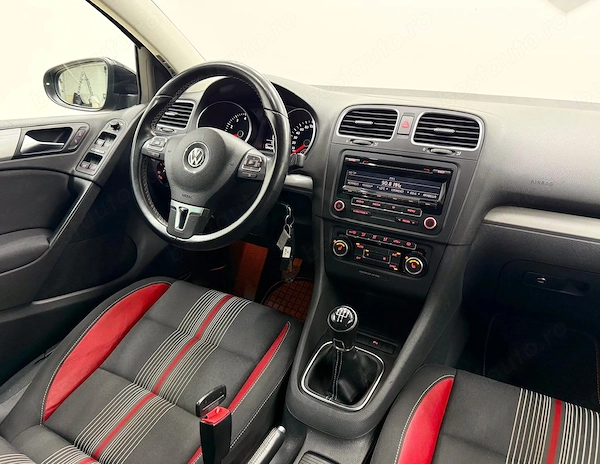 VOLKSWAGEN Golf 2012 — imagine 14