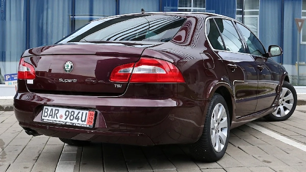 SKODA Superb 2010 — imagine 3