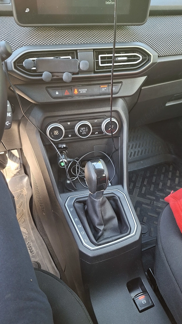 DACIA Logan 2023 — imagine 3