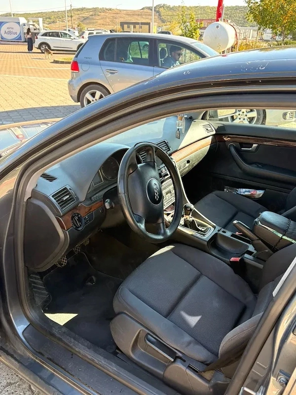 AUDI A4 2003 — imagine 9