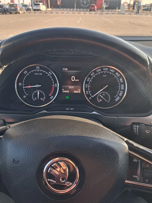 SKODA Superb 2018 — imagine 4