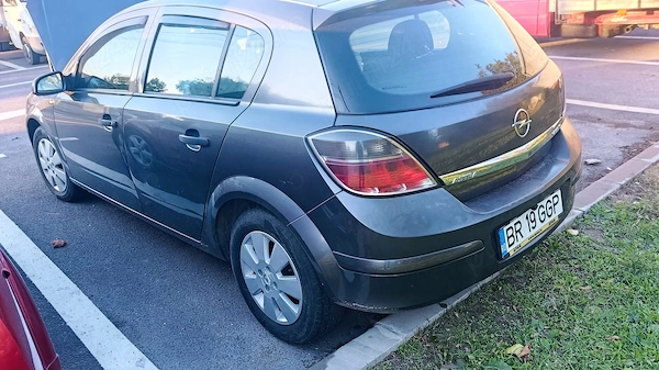 OPEL Astra 2009 — imagine 8