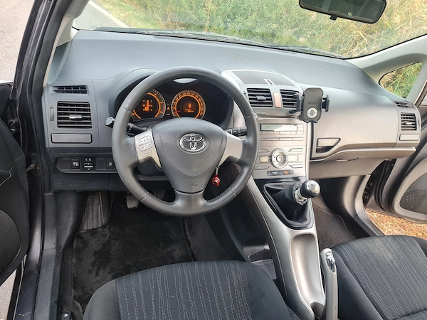 TOYOTA Auris 2008 — imagine 3