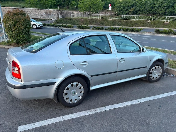 SKODA Octavia 2008 — imagine 3