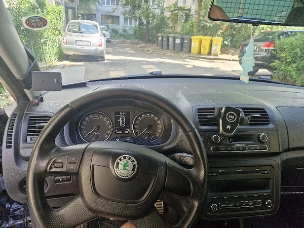SKODA Fabia 2011 — imagine 2