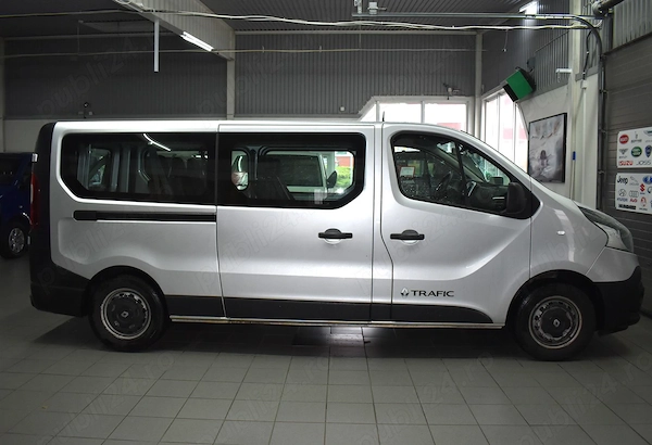 RENAULT Trafic 2016 — imagine 2