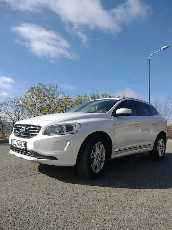 VOLVO XC60 2015 — imagine 4