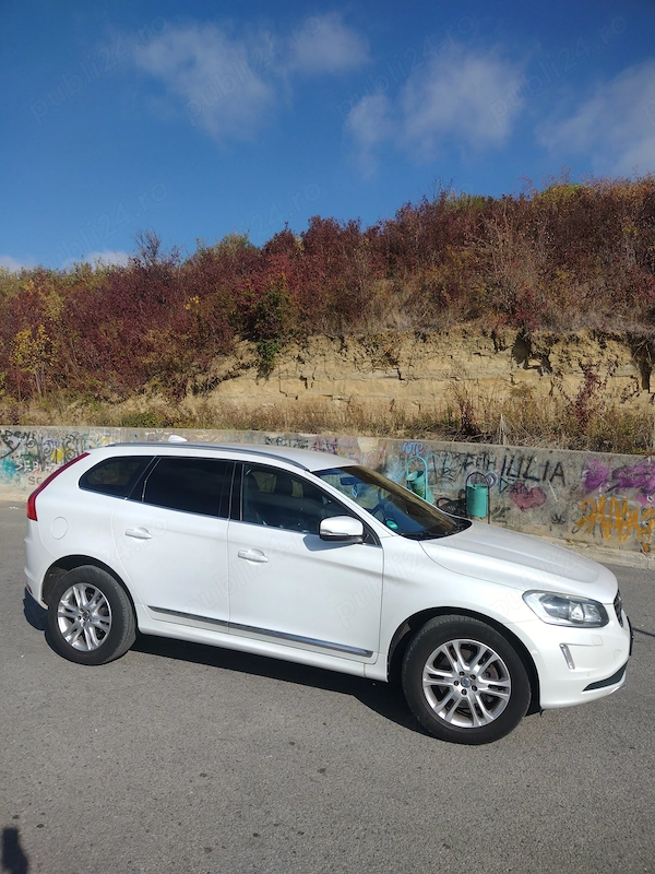 VOLVO XC60 2015 — imagine 2