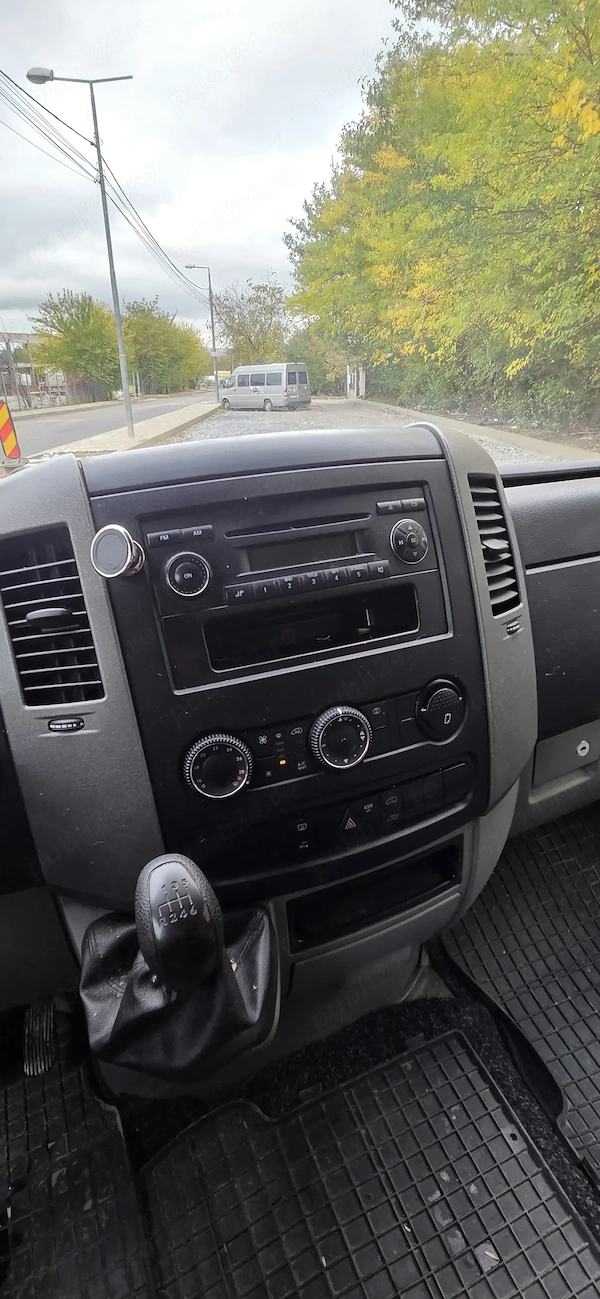 VOLKSWAGEN Crafter 2011 — imagine 3