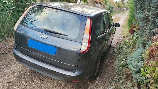 FORD Focus 2010 — imagine 5