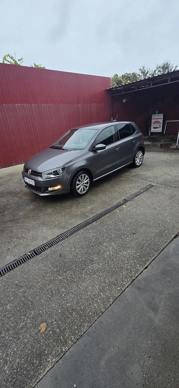VOLKSWAGEN Polo 2010 — imagine 2