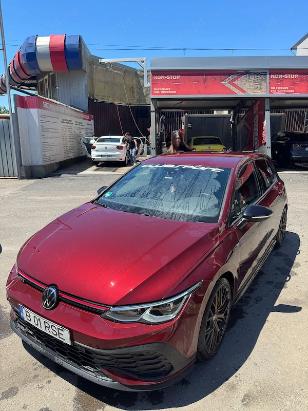 VOLKSWAGEN Golf 2022 — imagine 1