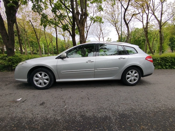 Renault Laguna