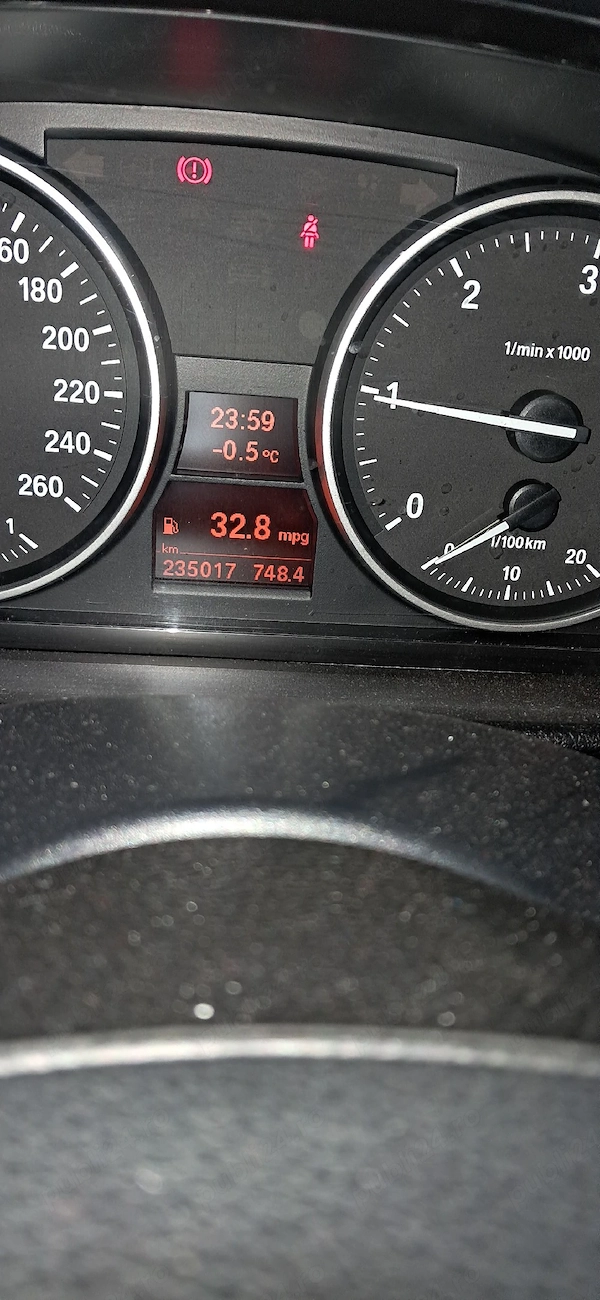 BMW iX1 2010 — imagine 8