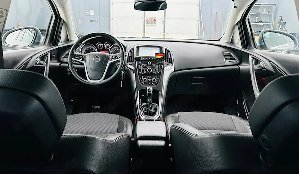 OPEL Astra 2011 — imagine 6