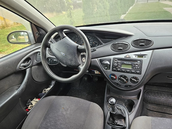 FORD Focus 2001 — imagine 7