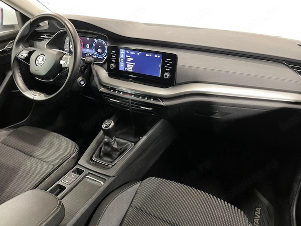 SKODA Octavia 2021 — imagine 8