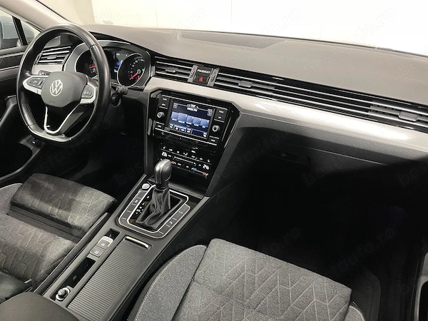 VOLKSWAGEN Passat 2022 — imagine 8