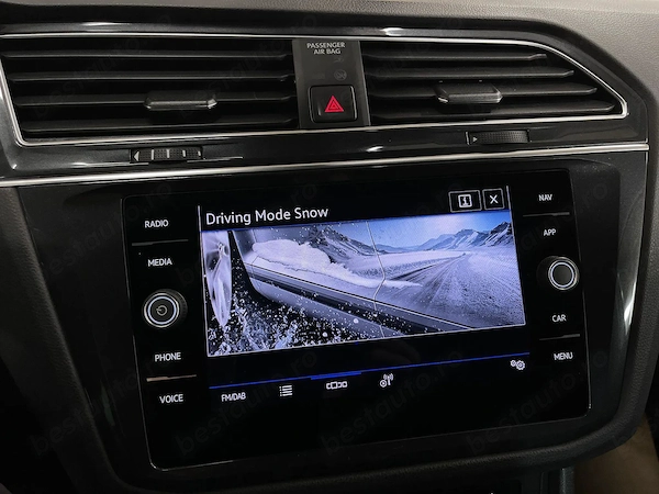 VOLKSWAGEN Tiguan 2022 — imagine 15