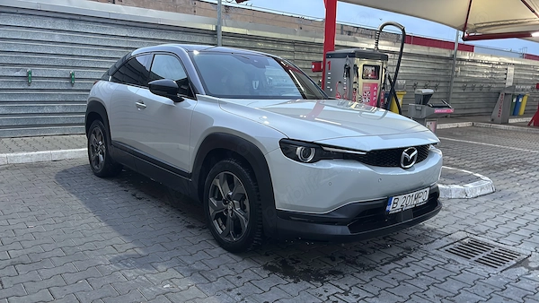 MAZDA MX-3 2021 — imagine 4