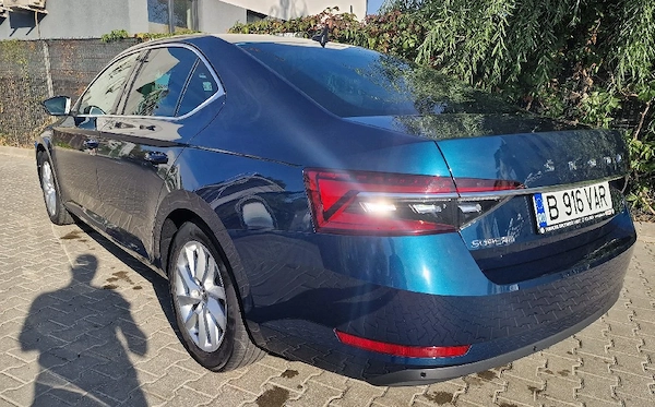 SKODA Superb 2021 — imagine 5
