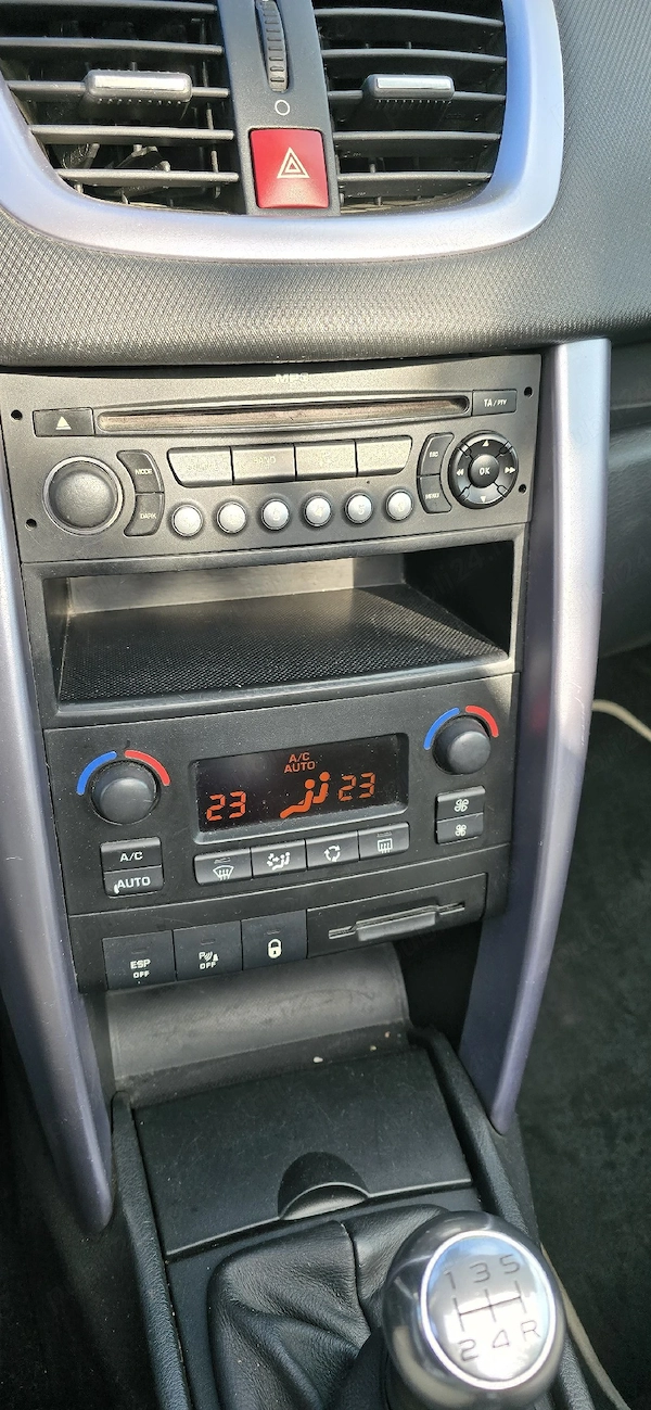 PEUGEOT 207 2007 — imagine 9