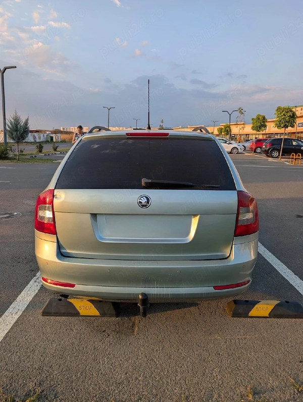 SKODA Octavia 2010 — imagine 5