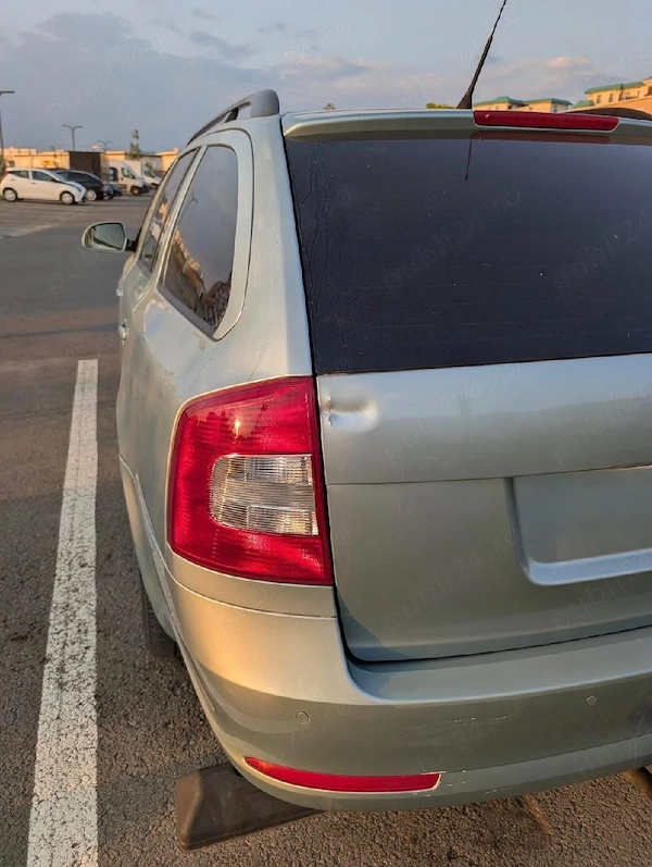SKODA Octavia 2010 — imagine 4