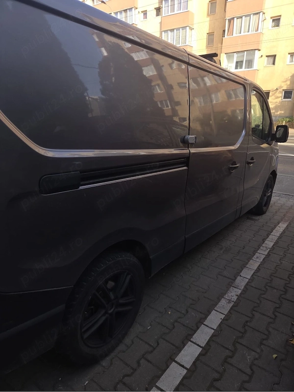 RENAULT Trafic 2015 — imagine 4