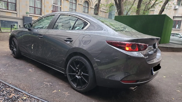 MAZDA 3 2019 — imagine 3