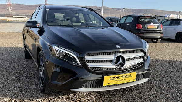MERCEDES-BENZ GLA 2016 — imagine 2