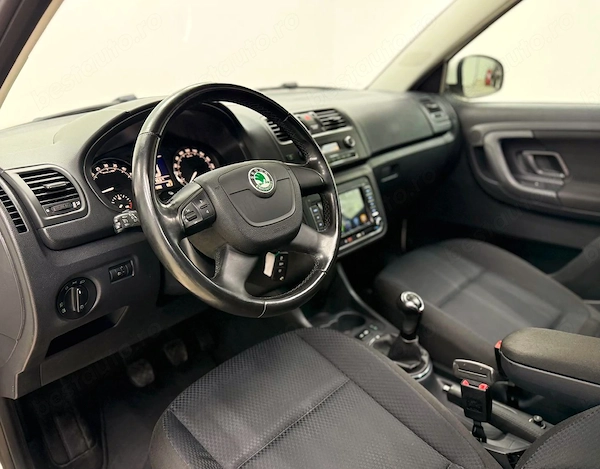 SKODA Fabia 2012 — imagine 11