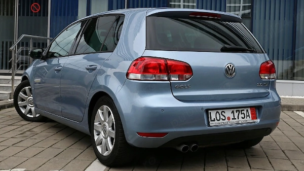VOLKSWAGEN Golf 2010 — imagine 10