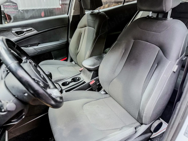 KIA Sportage 2023 — imagine 9