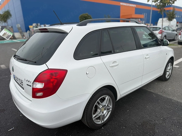 SKODA Fabia 2012 — imagine 5