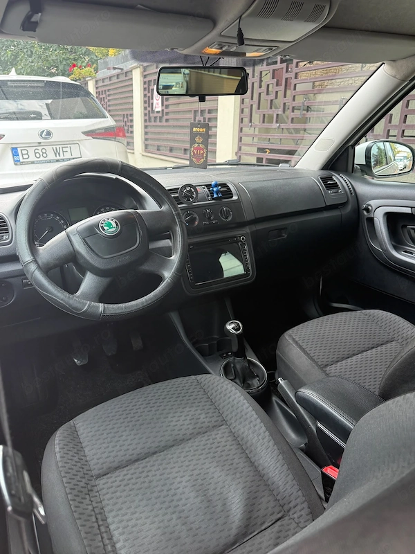 SKODA Fabia 2012 — imagine 8