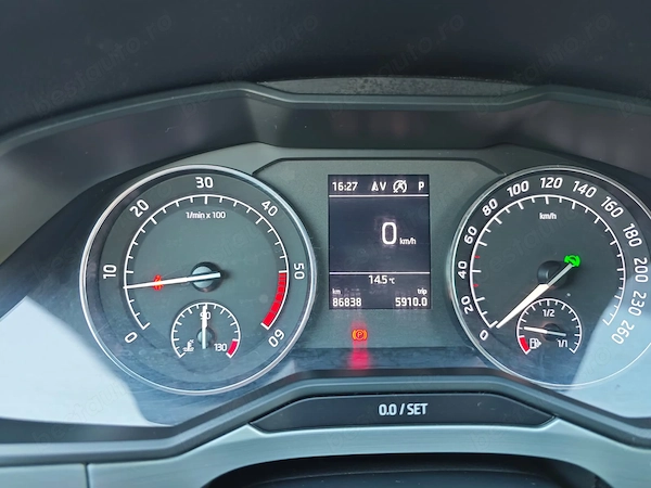 SKODA Superb 2018 — imagine 5
