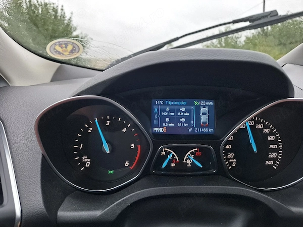 FORD Kuga 2013 — imagine 2